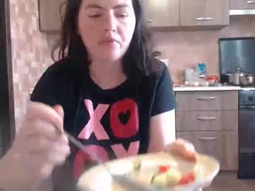 alinaxjames