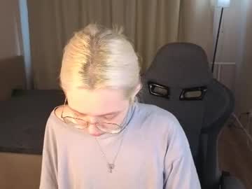mollyy snow