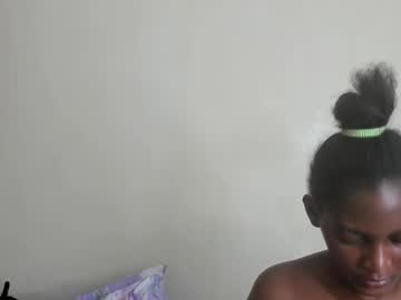 sexxy tittiess