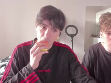 stralght twinks